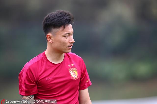 这些小伙子们给予了我一种归属感。